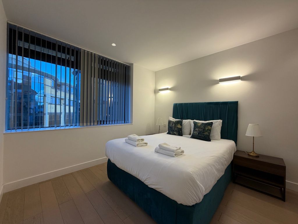 Property photo 3 of 20 Bedroom