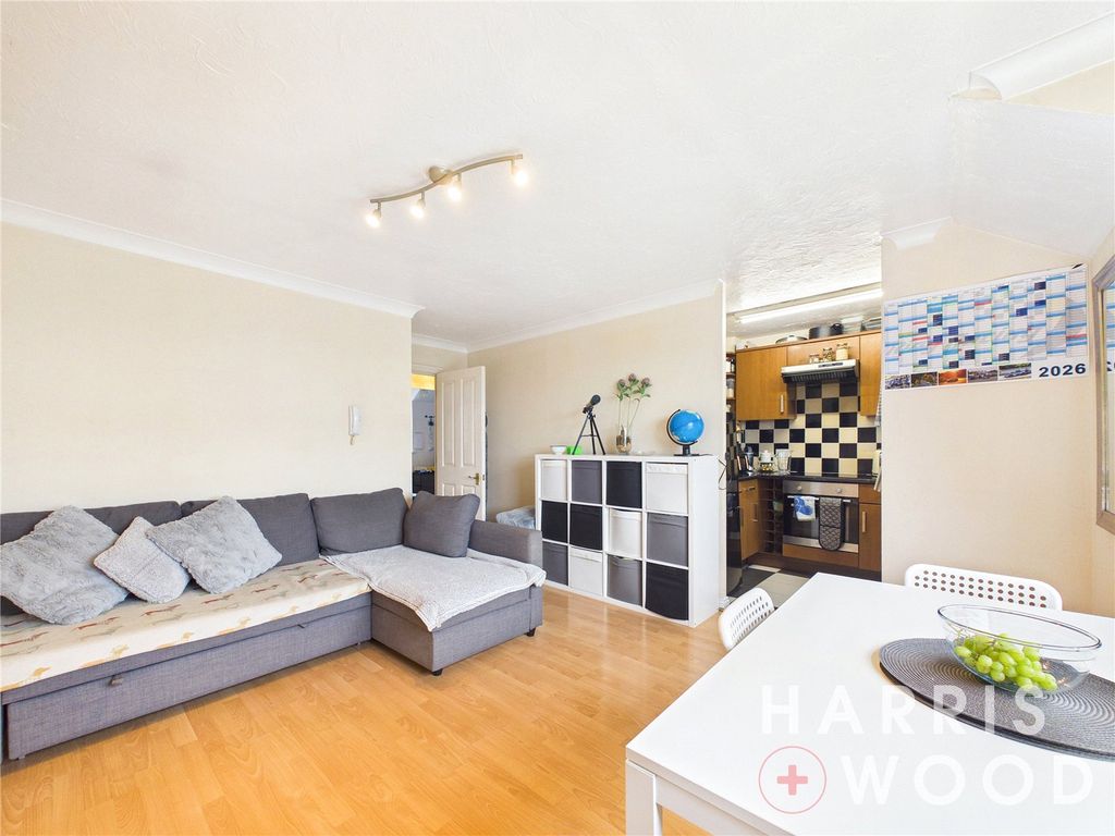 Property photo 3 of 10 Picture No. 31