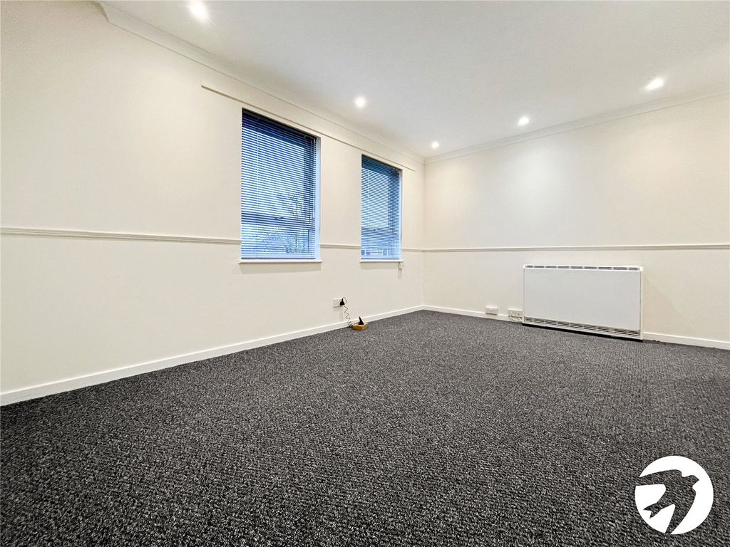 Property photo 3 of 9 Picture No. 07