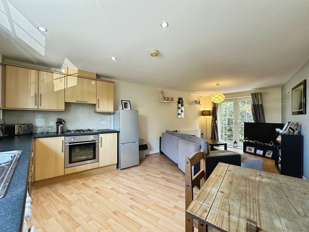 Property photo 3 of 18