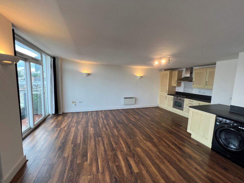 Property photo 2 of 8 Front