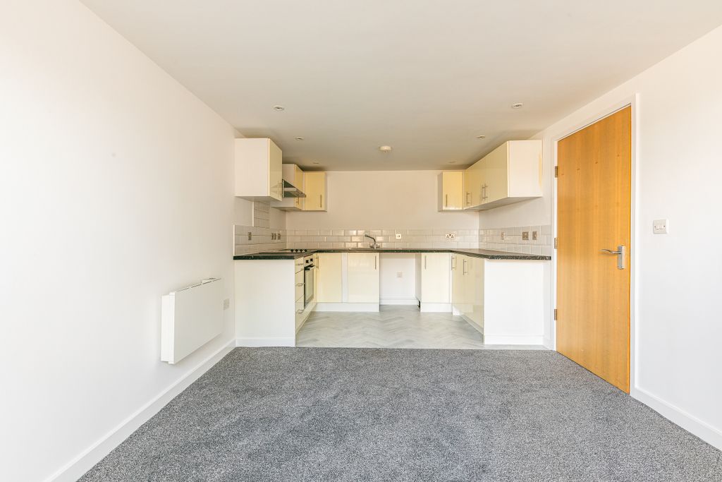 Property photo 2 of 14 2