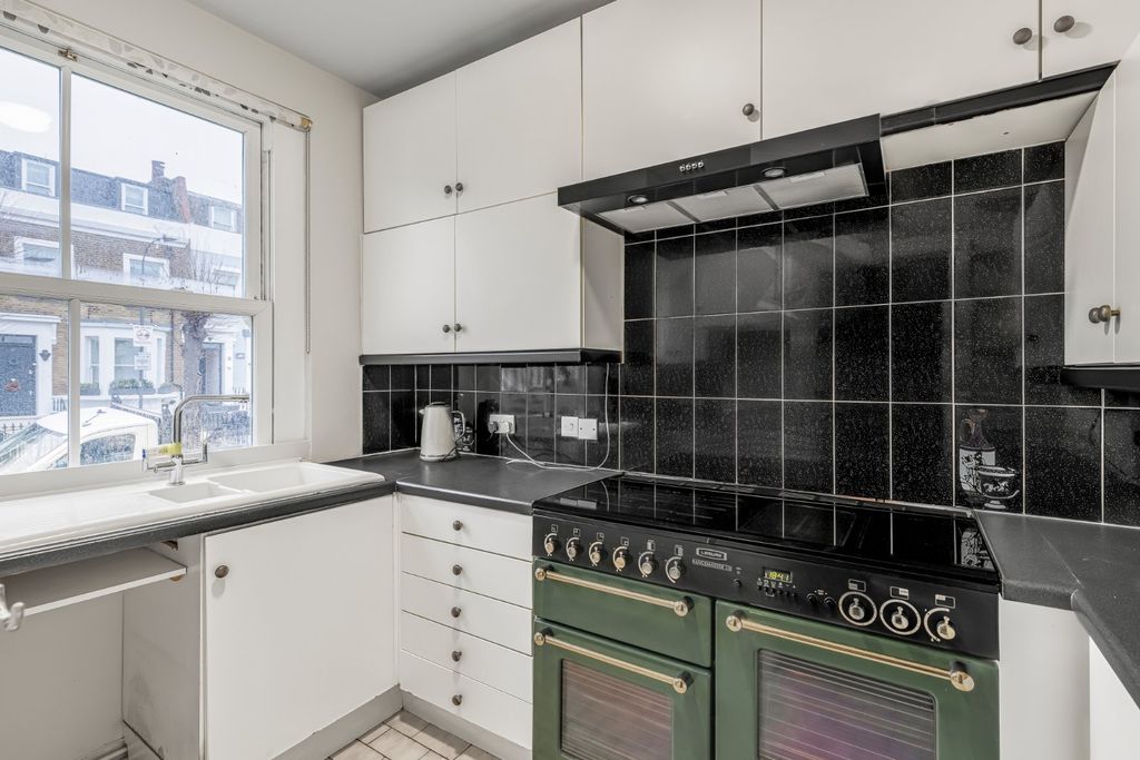 Property photo 2 of 22 Picture No. 07