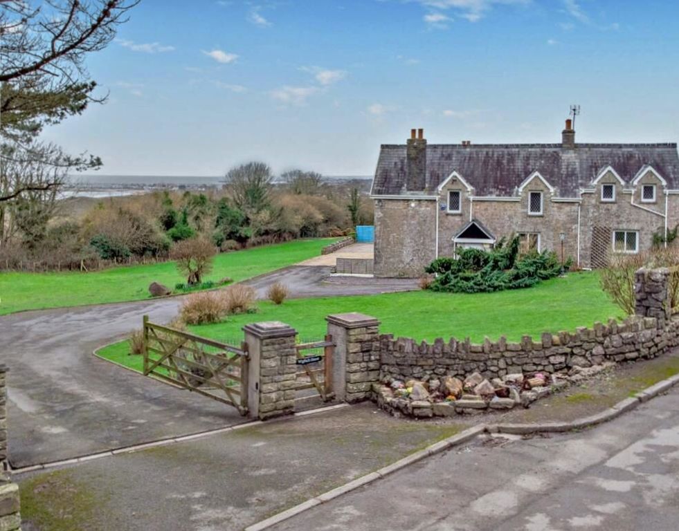 Property photo 1 of 35