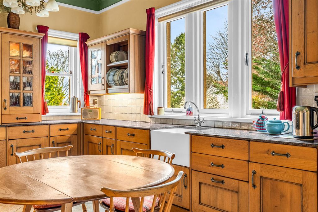 Additional image 25 of 4 bed semi-detached house for saleQueens Hill House, Queens Road, Hertford SG13