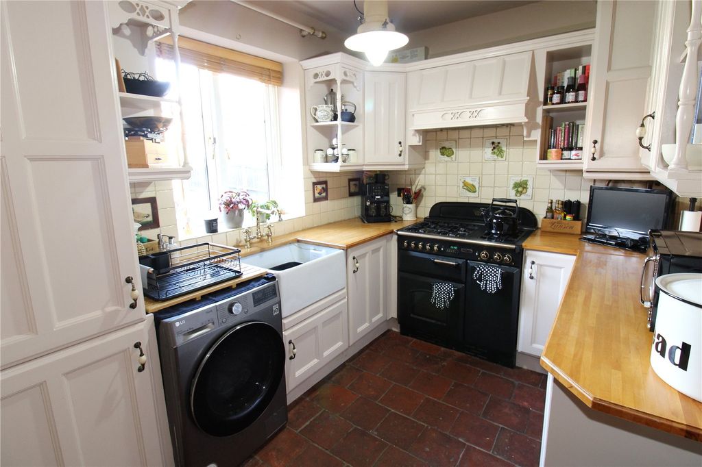 Property photo 3 of 14 Picture No. 06