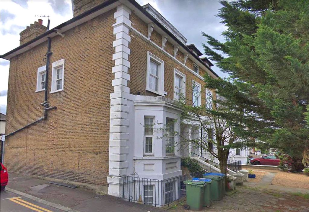 Property photo 1 of 13