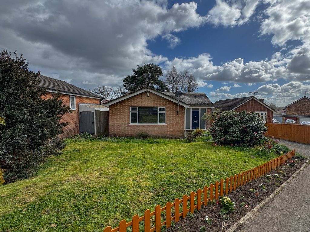 Property photo 1 of 17