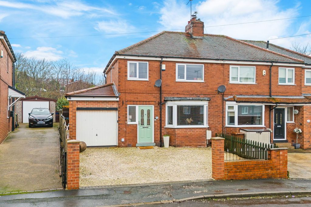 Property photo 1 of 26