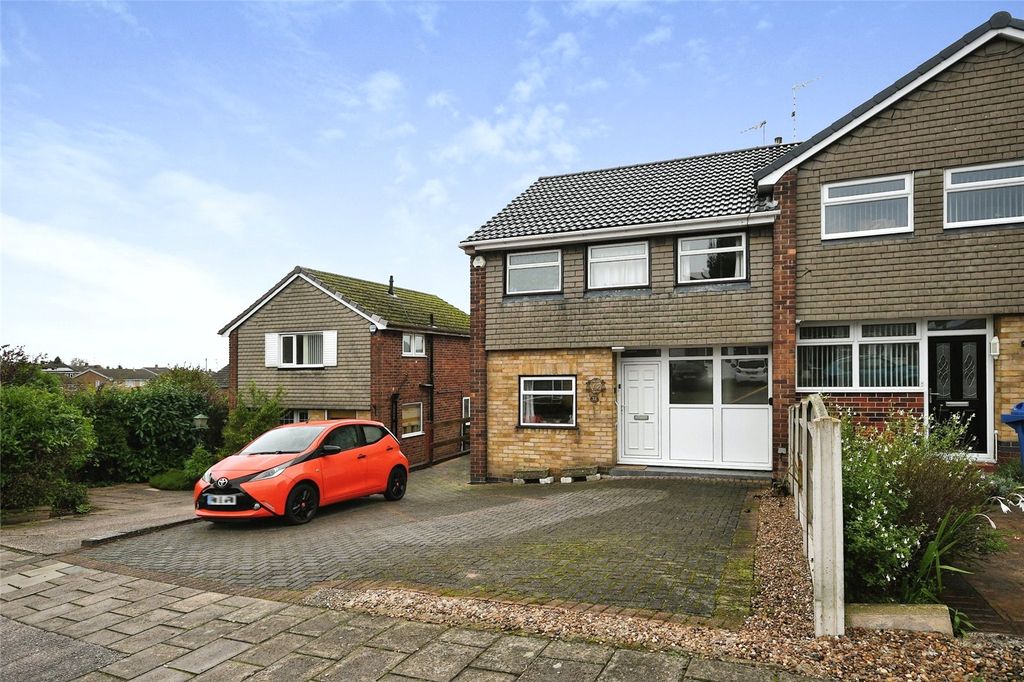 Property photo 1 of 15 Front