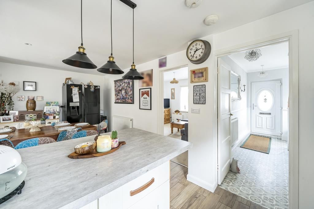 Property photo 3 of 27 Entrance Hall