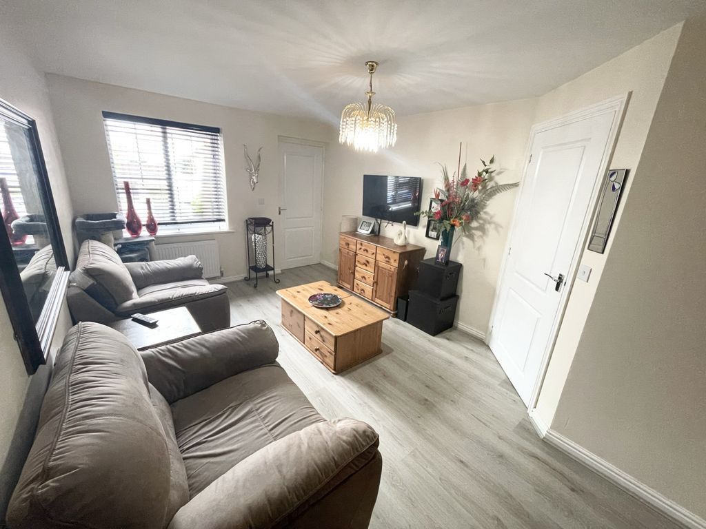 Property photo 3 of 29