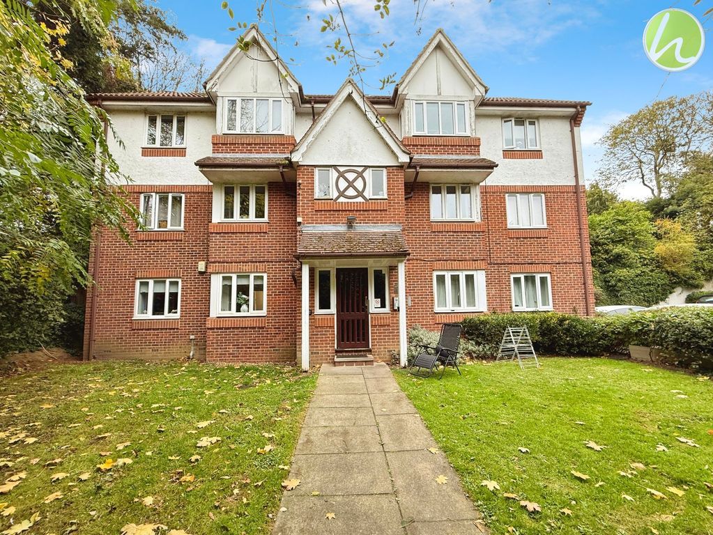 Property photo 1 of 8