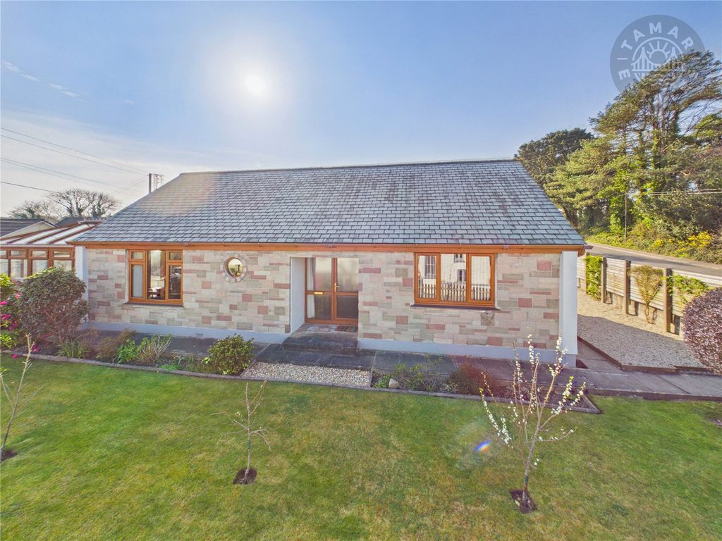 Property photo 1 of 21 Front Aspect