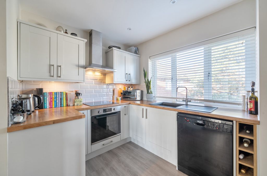 Property photo 2 of 20 Picture 2