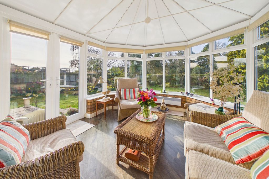 Property photo 3 of 29