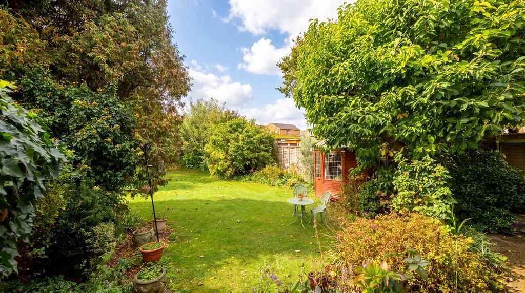 Property photo 2 of 18