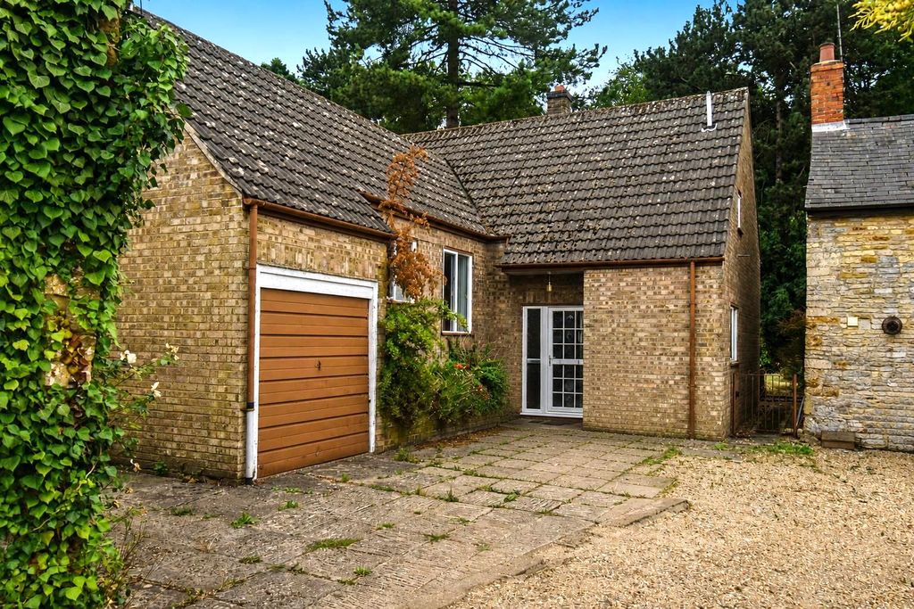 Property photo 1 of 19 Mj6E3-Aatuelmtzgkaf4Dq.Png