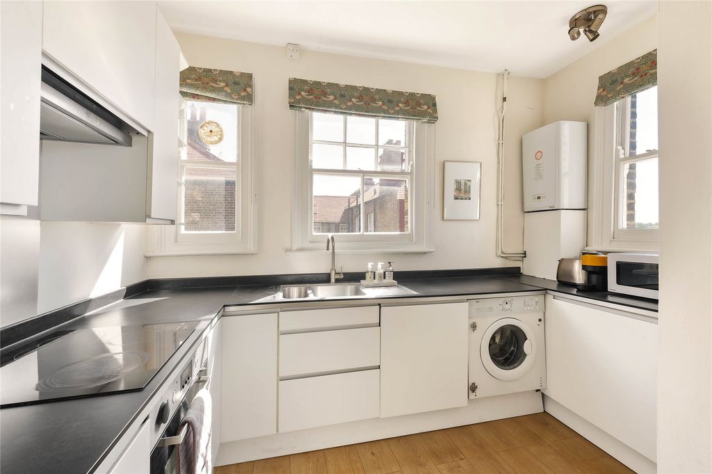 Property photo 1 of 9 Picture No. 22