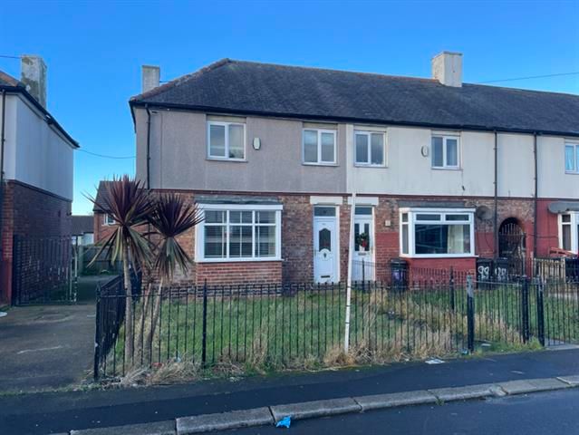 Property photo 1 of 11 Front