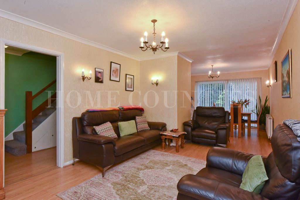 Property photo 3 of 29