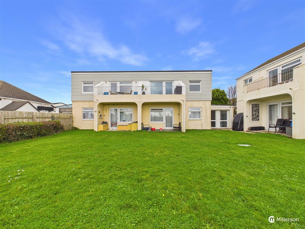 Property photo 3 of 23 Outside