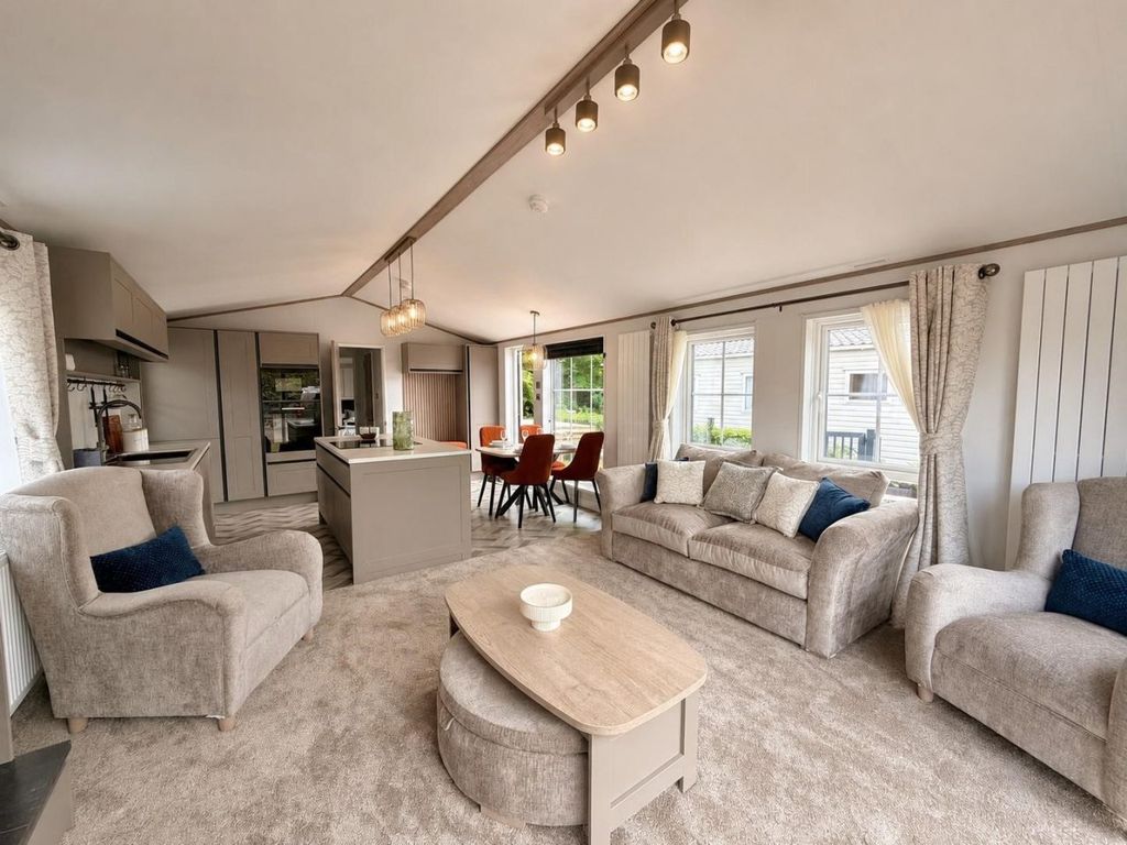 Property photo 3 of 18 Willerby Vogue Lodge Mk 4 Clas 2026 Car0065505 138545166.Jpeg