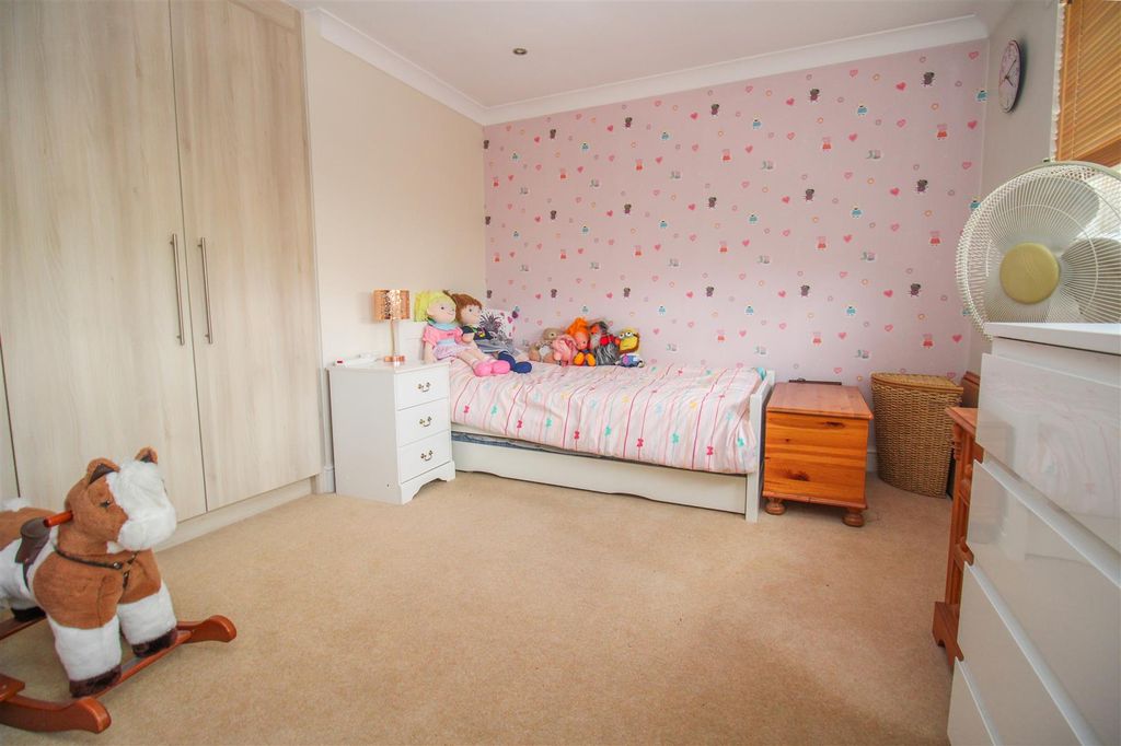Additional image 16 of 5 bed detached house for saleCommonside Road, Harlow CM18