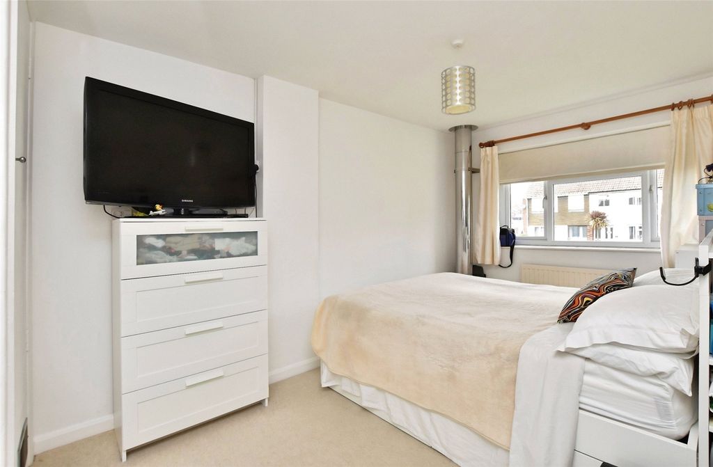 Property photo 2 of 15 Bedroom One