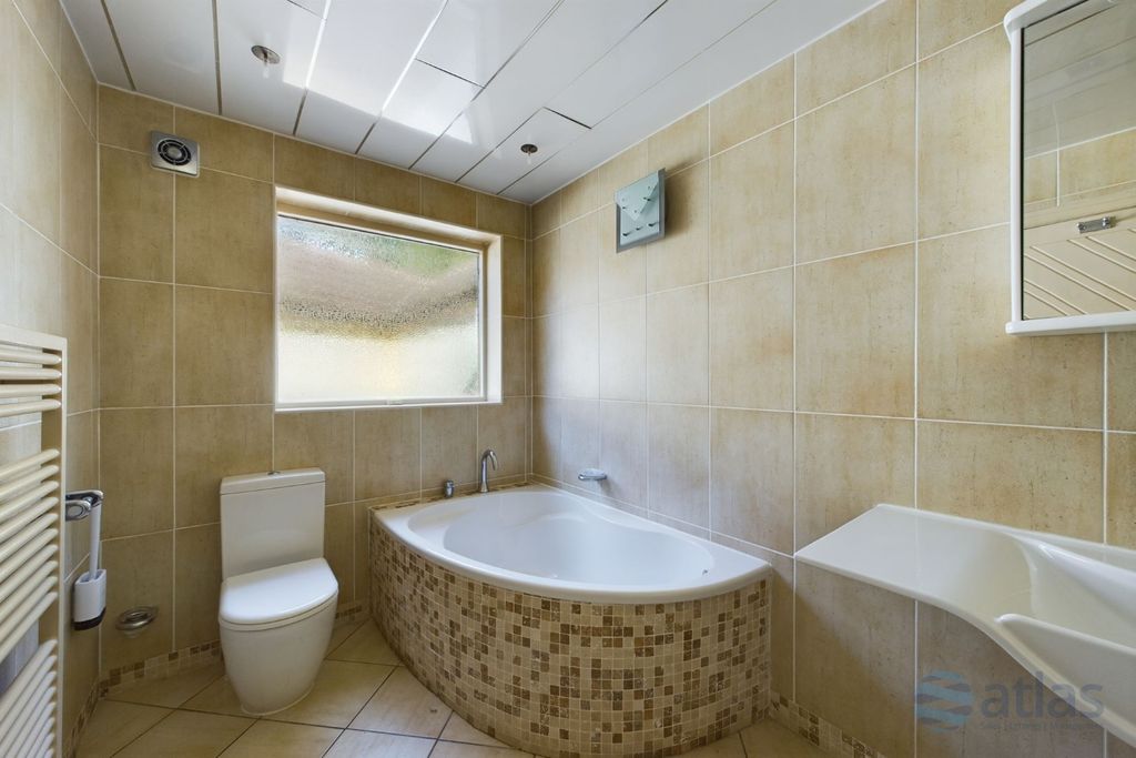 Property photo 3 of 39 Property Image