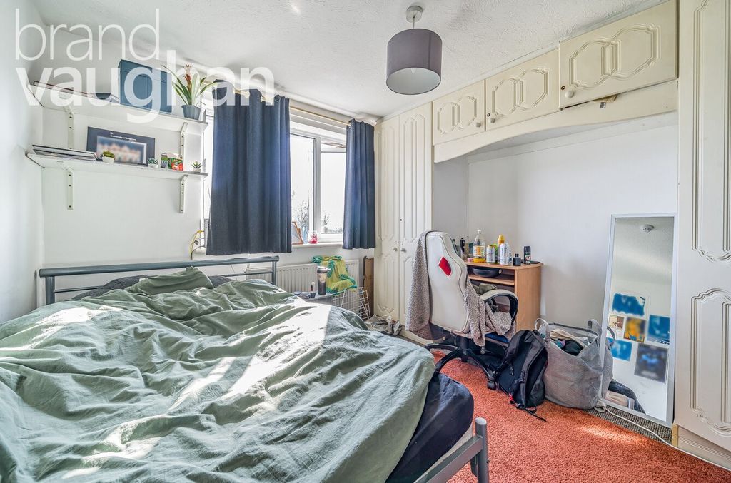 Property photo 3 of 5 9De47962-F64E-4De...