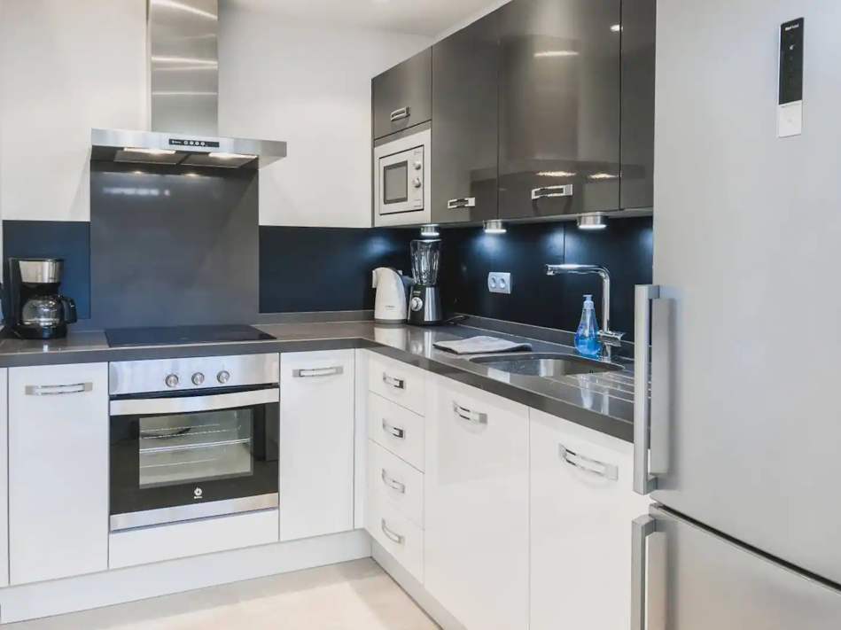 Property photo 3 of 17 Photo 2