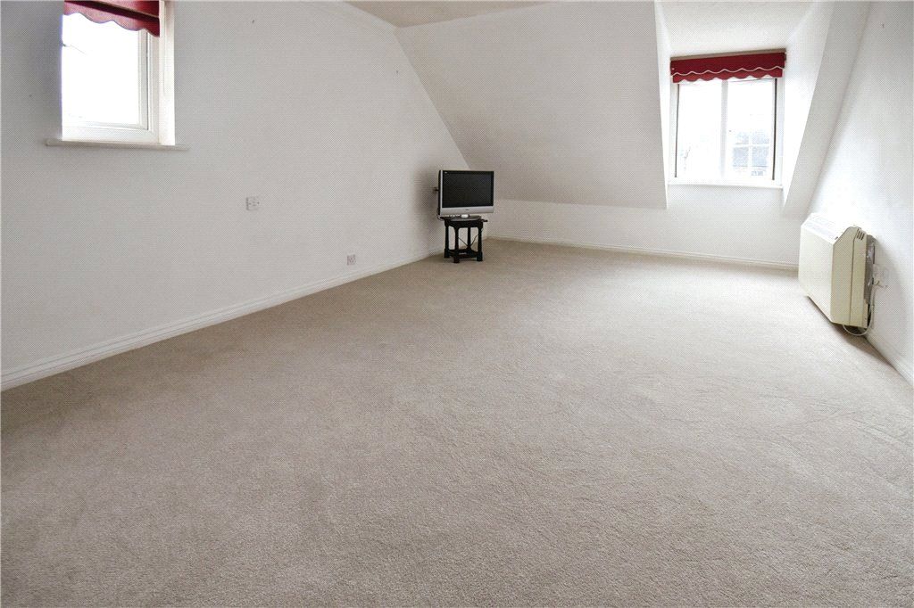 Property photo 2 of 9 Picture No. 13