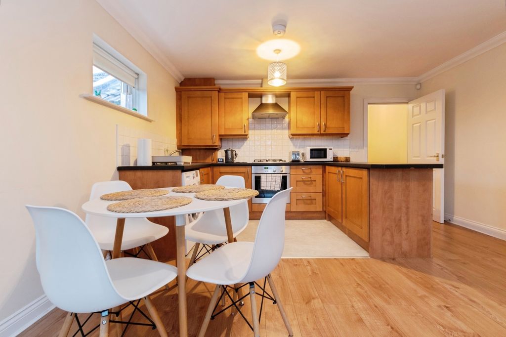 Property photo 1 of 14 Pbox-Img.Jpg