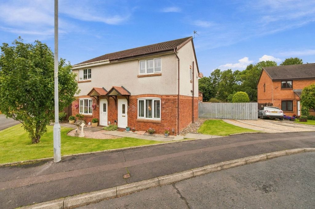Property photo 1 of 24