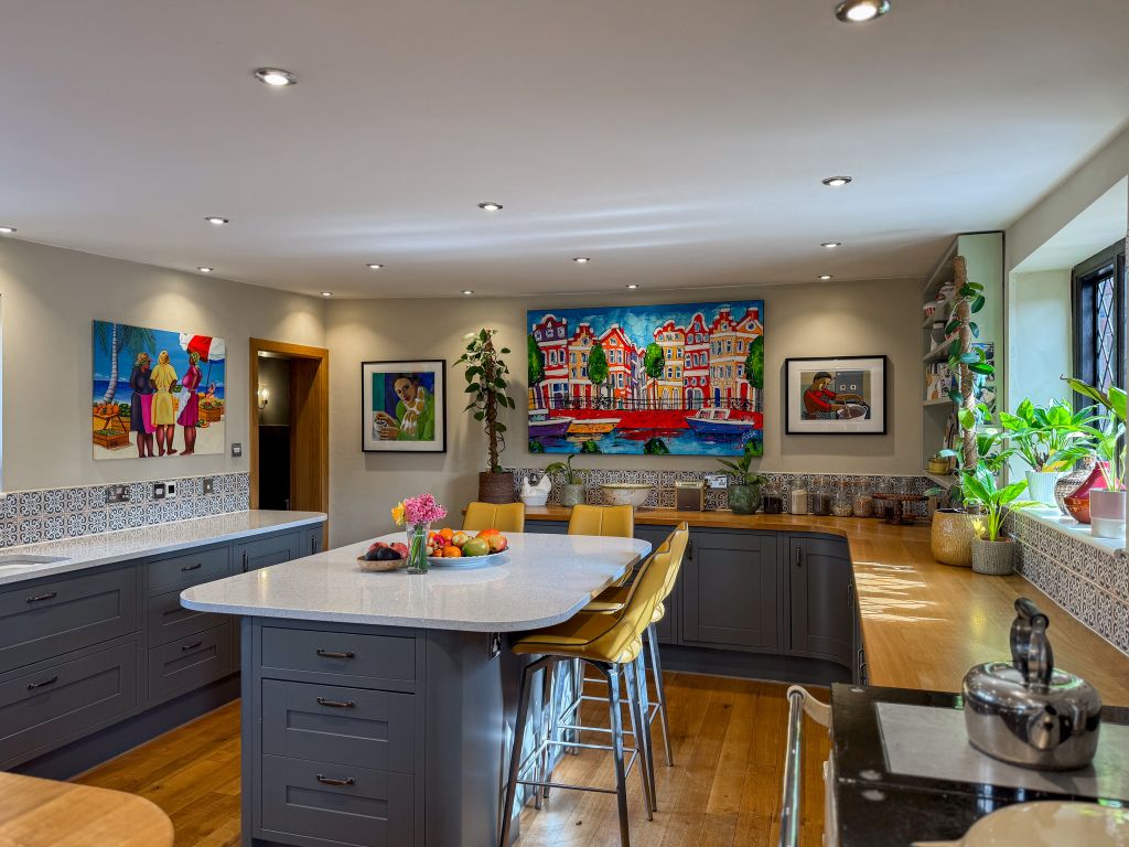 Property photo 3 of 61 Img_8590