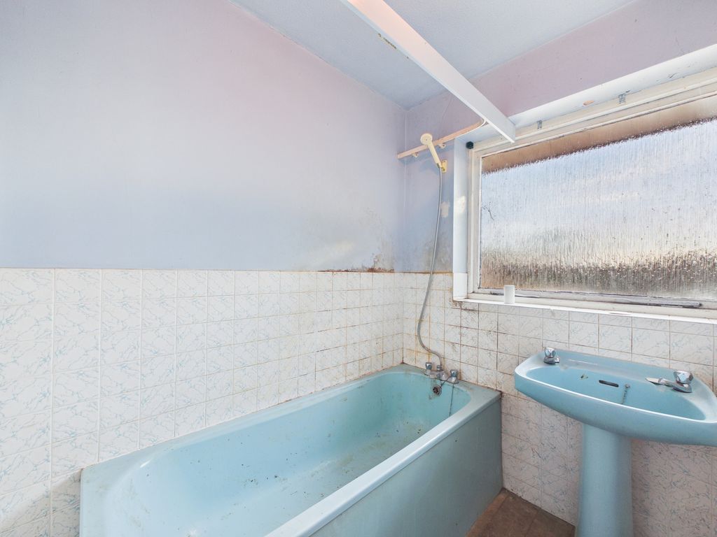 Additional image 7 of 3 bed end terrace house for saleConey Croft, Horsham, West Sussex RH12