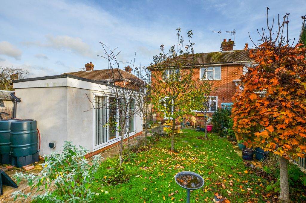 Property photo 2 of 25