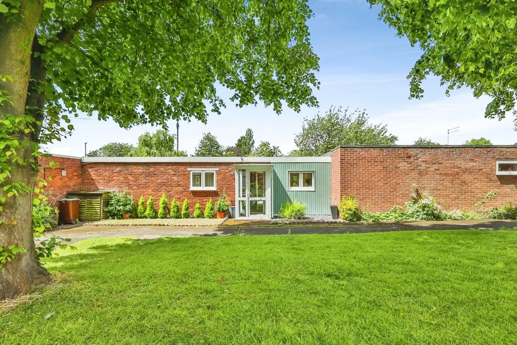 Property photo 1 of 20 Front