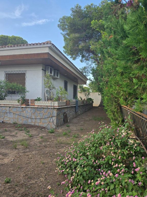 Property photo 2 of 46