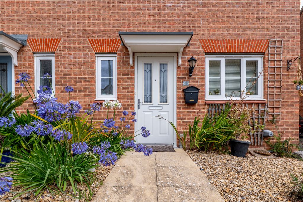 Property photo 3 of 23 4176575