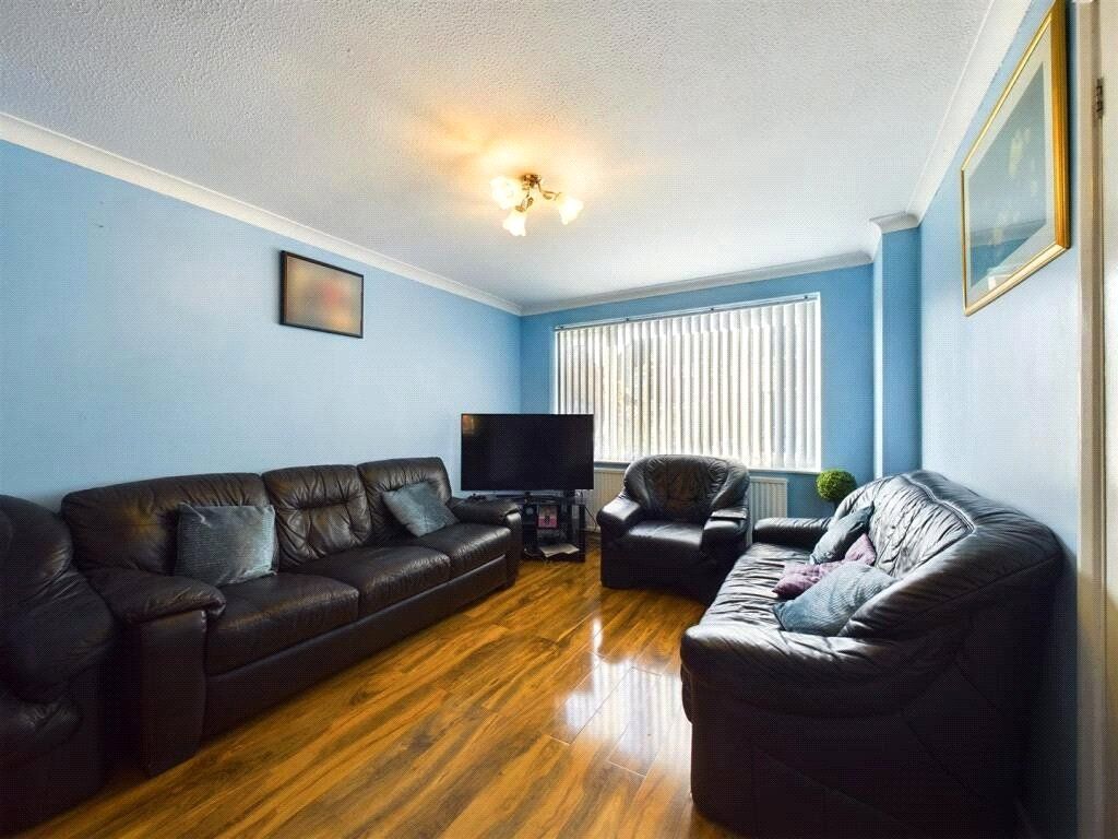 Property photo 2 of 17 Picture No. 06