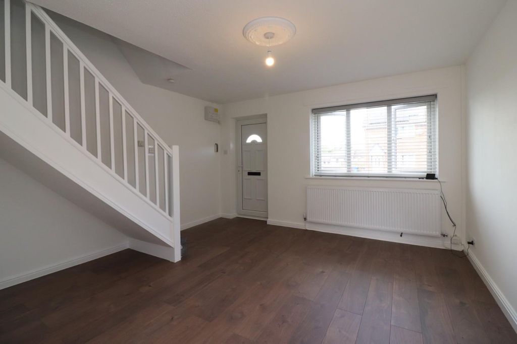 Property photo 3 of 9 Img_6988.Jpg