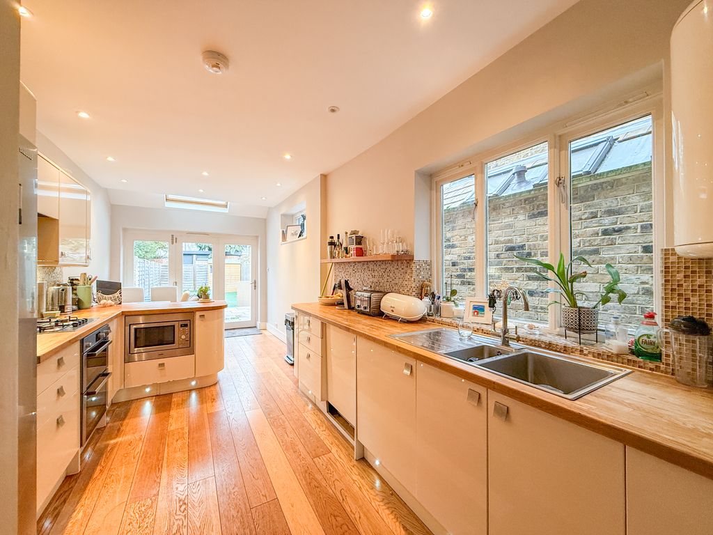 Property photo 3 of 13