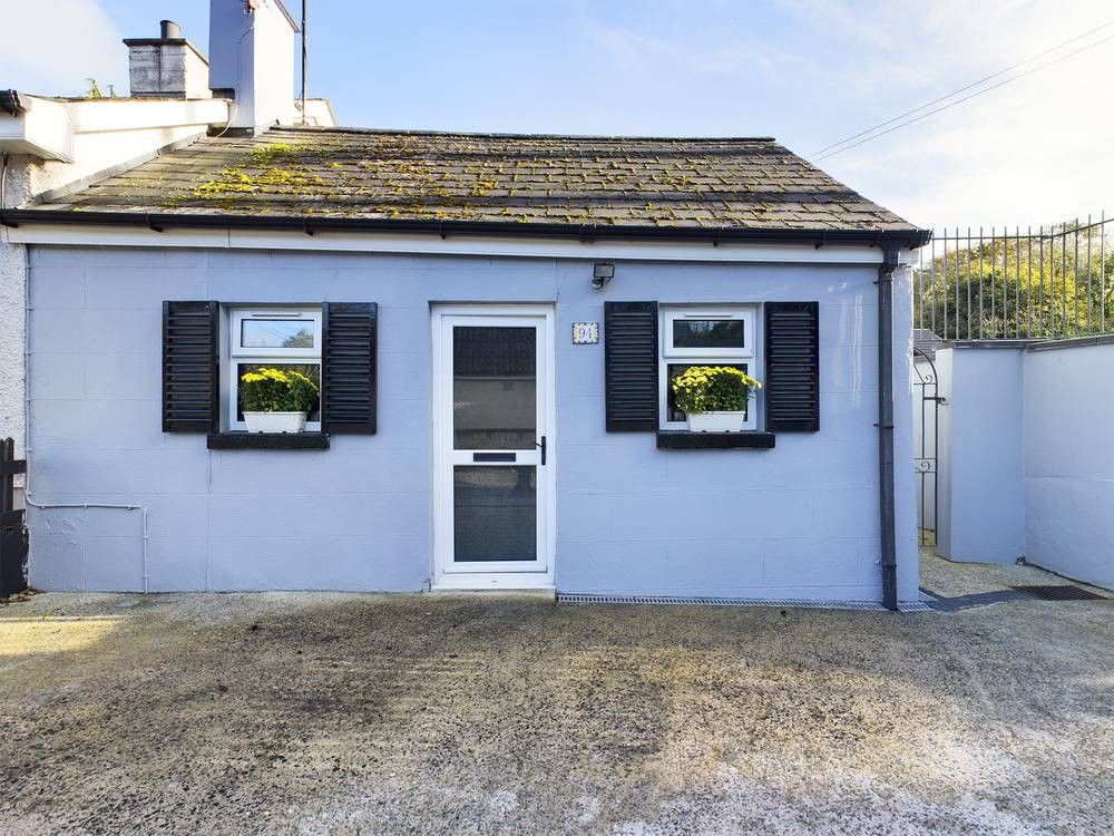 Property photo 1 of 5