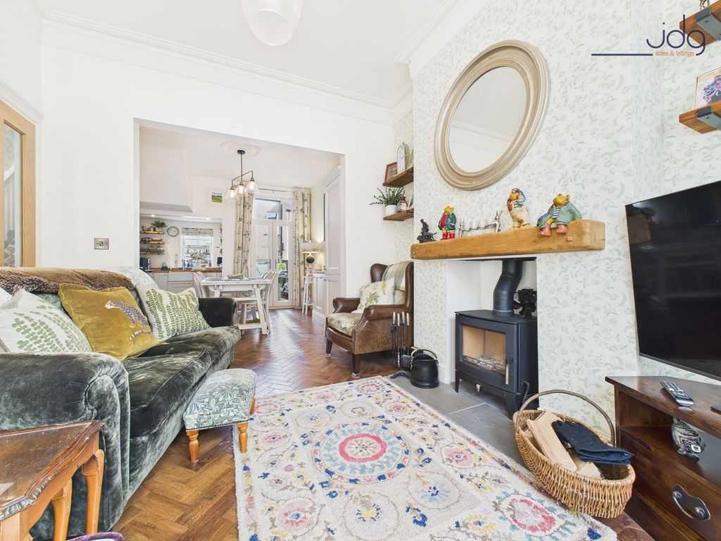 Property photo 3 of 16 Sitting Room