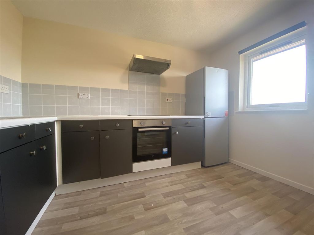 Property photo 3 of 10 3.Jpg