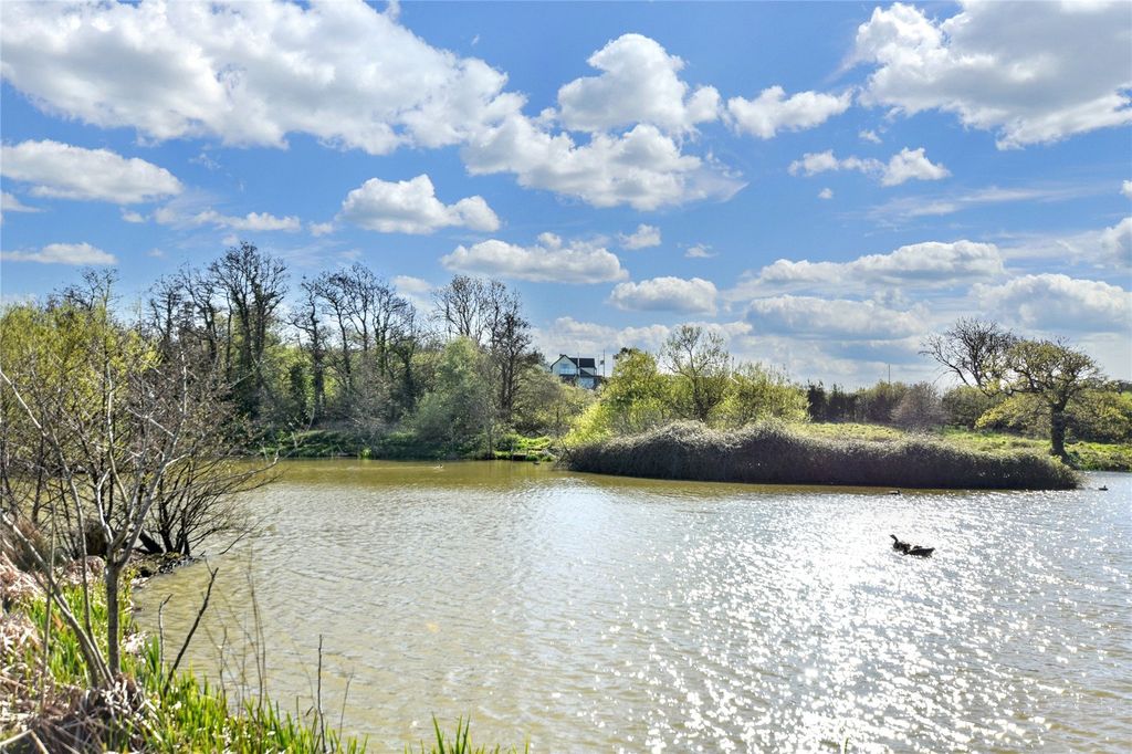 Property photo 3 of 35 Picture No. 03