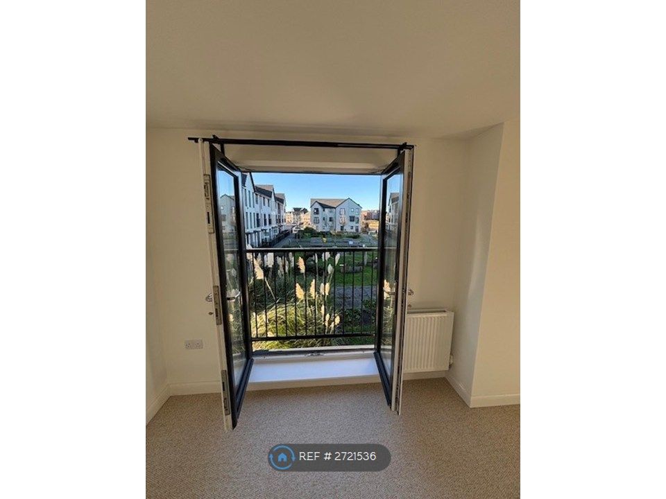 Property photo 1 of 12 Living Room - With A View