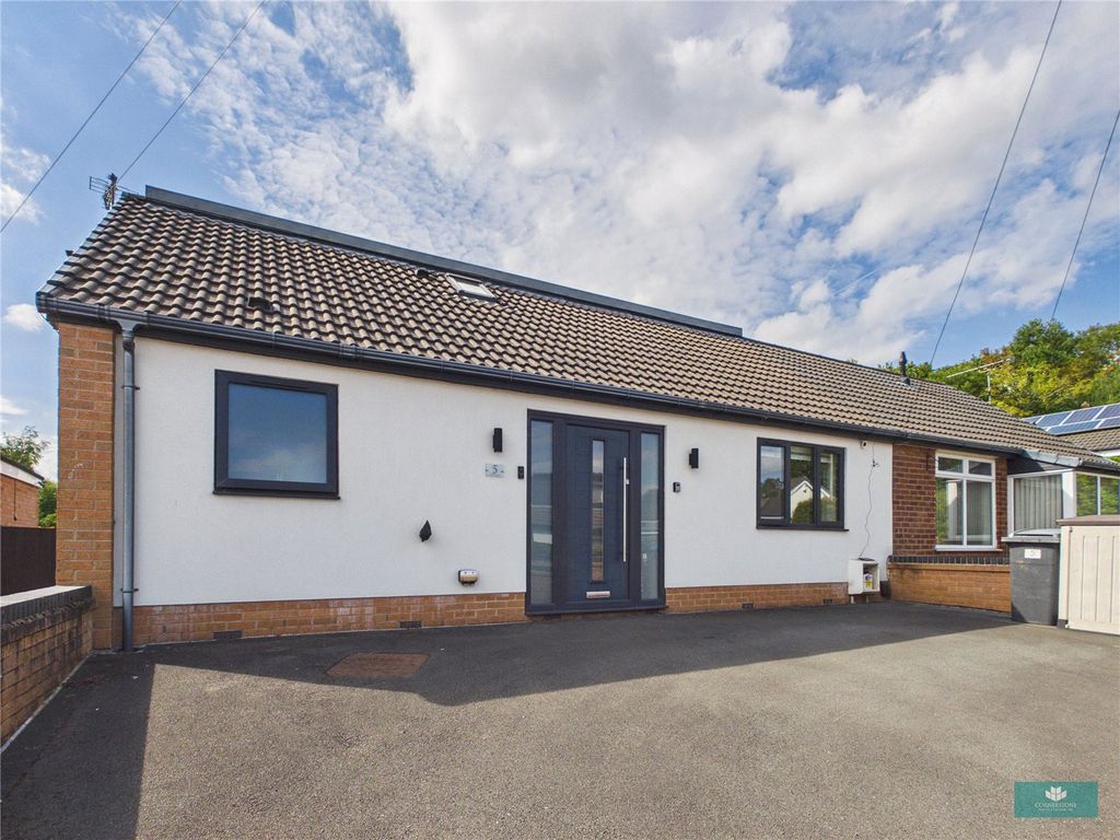 Property photo 1 of 34 Picture No. 48